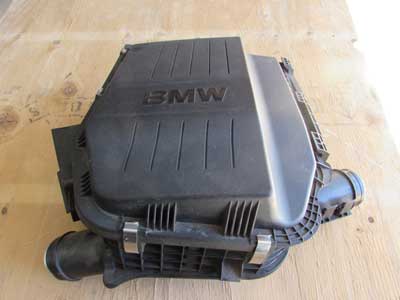 BMW Air Intake Filter Box Assembly Housing 13717556547 E90 335i E60 535i E82 135i